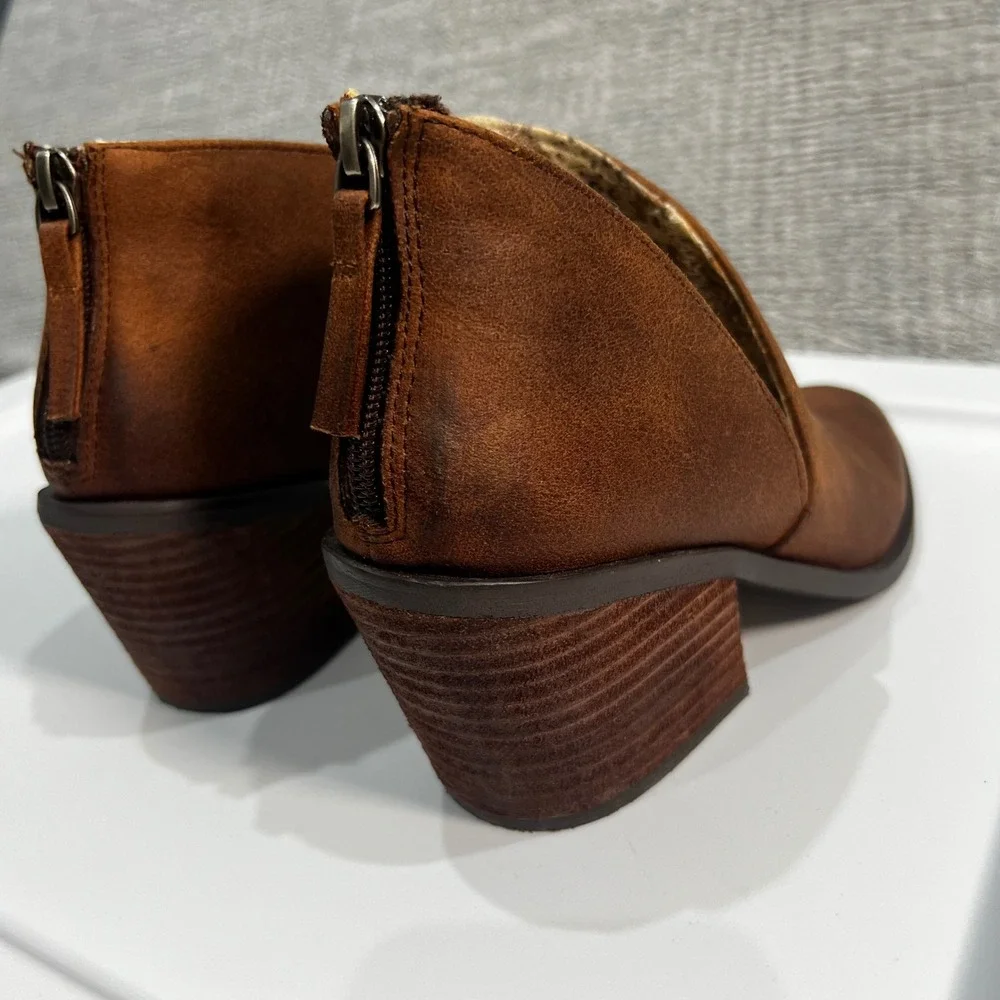 Band of Gypsies Tusk Ankle Booties Women 6 Brown Cutout Block Heel Boho Festival